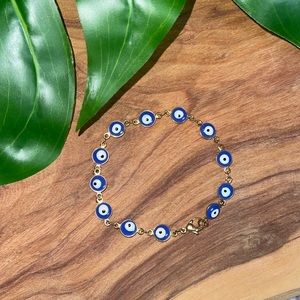 Stainless steel lucky eyes bracelet